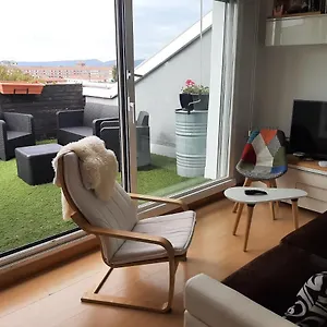 Apartamento Atico En El Centro De Vitoria
