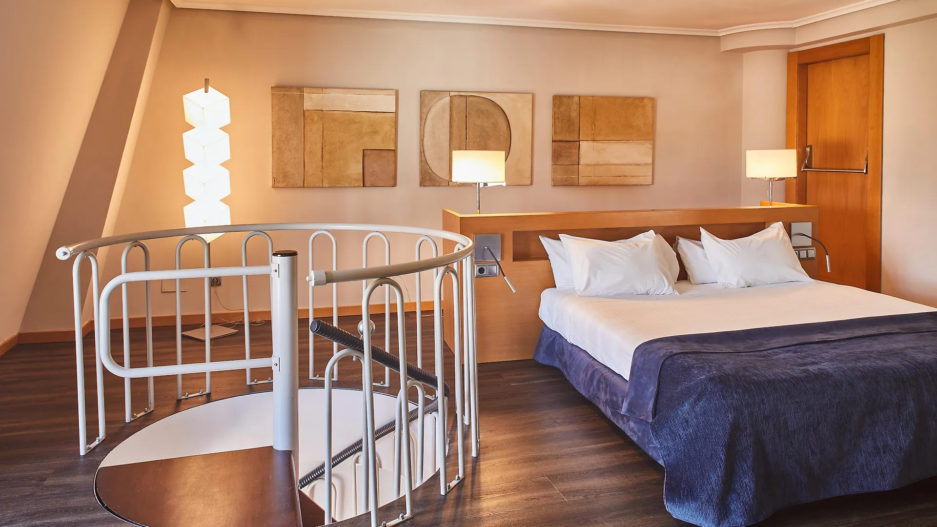 Hotel Silken Ciudad De Vitoria 4*, Vitoria-Gasteiz Spanien